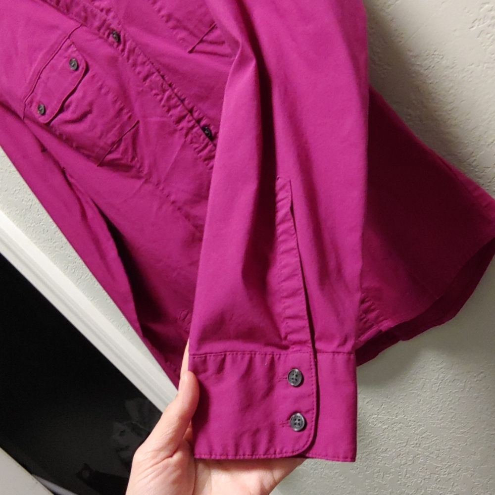 Essential Interview button down - Picture 2 of 3